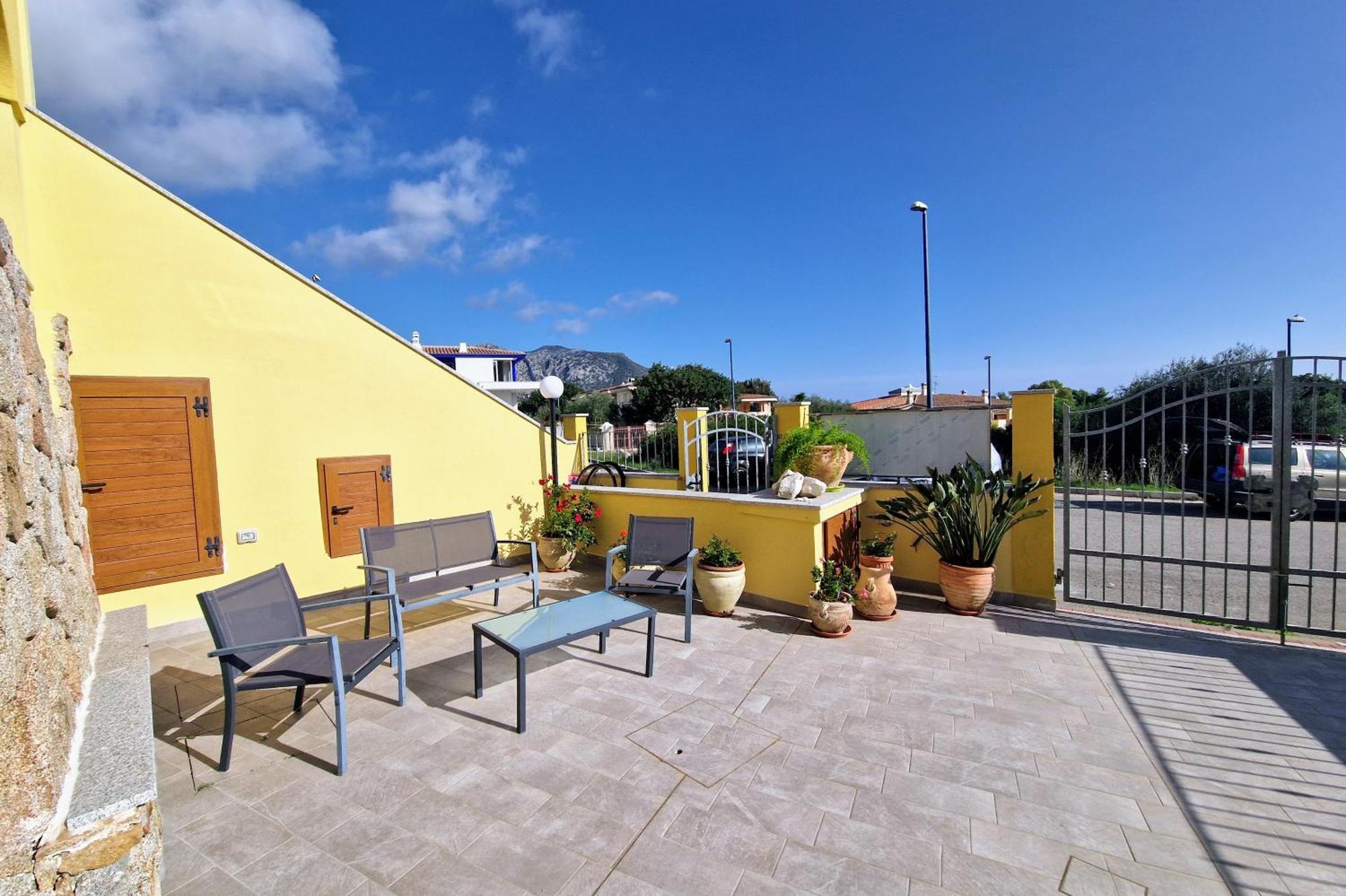 Sa Mamma E Sole B&B Cala Gonone Exterior photo